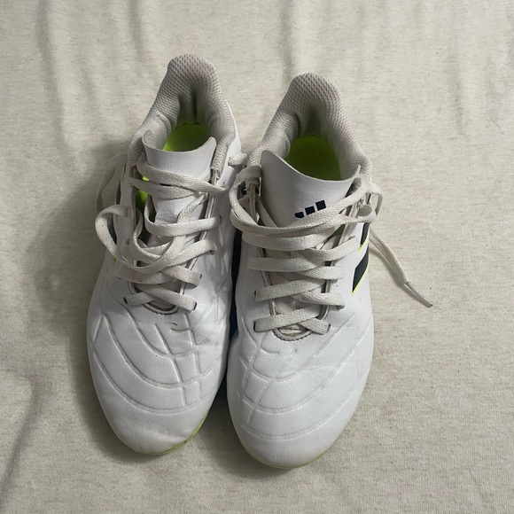 Kids Adidas Cleats - Picture 1 of 6